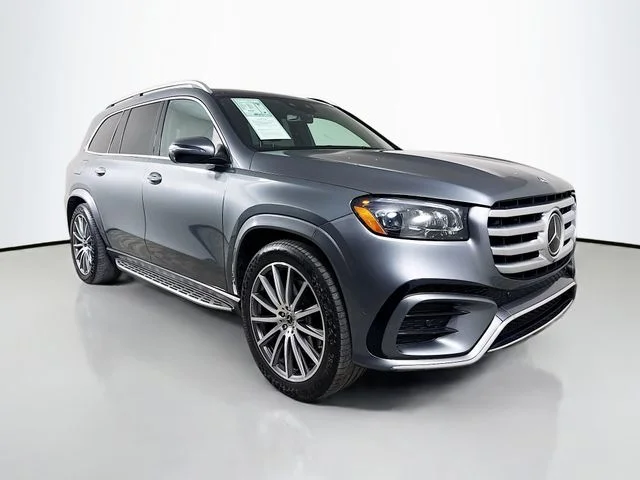 Used 2024  Mercedes-Benz GLS 450 image 3
