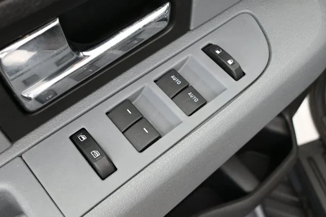 Used 2012 White Ford XLT image 20