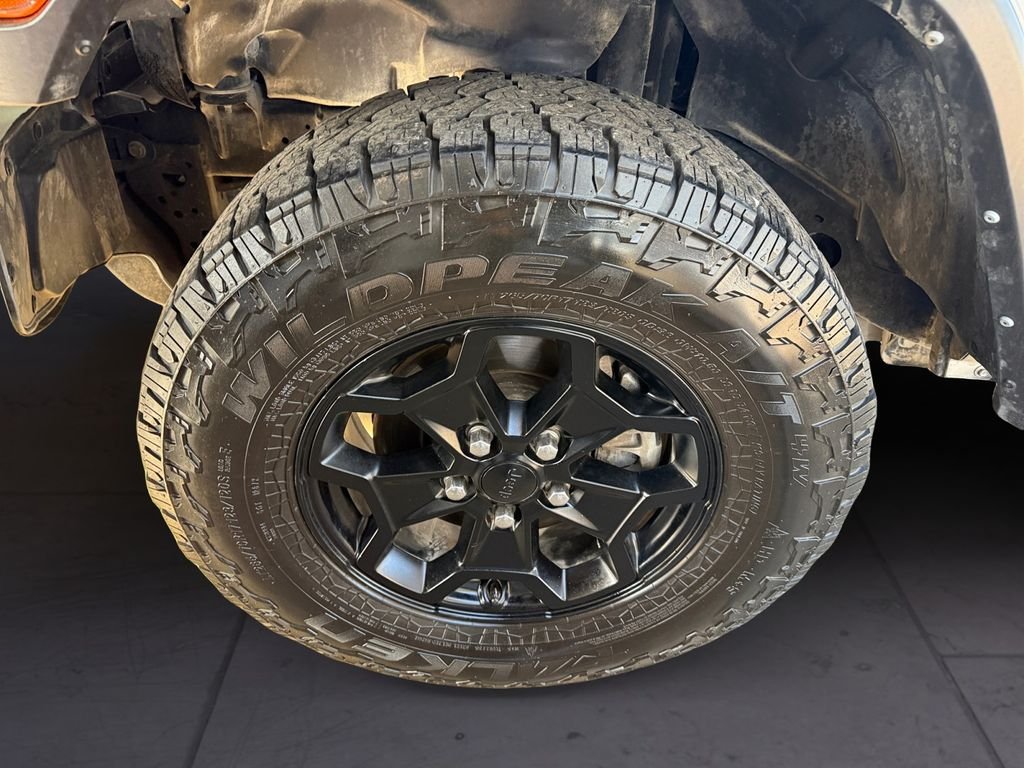 Used 2022 Silver Jeep Willys image 9