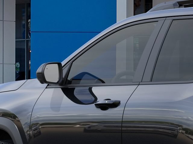 New 2027 Mosaic Black Metallic Chevrolet LT image 13