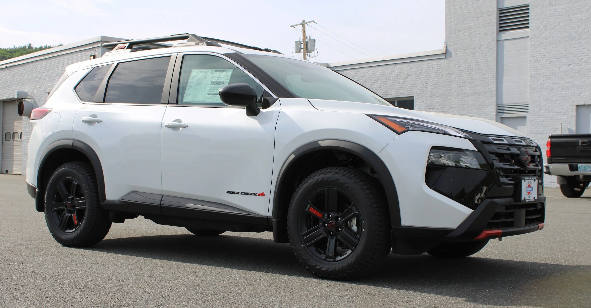 New 2026 Everest White Pearl TriCoat Nissan Rock Creek® image 2