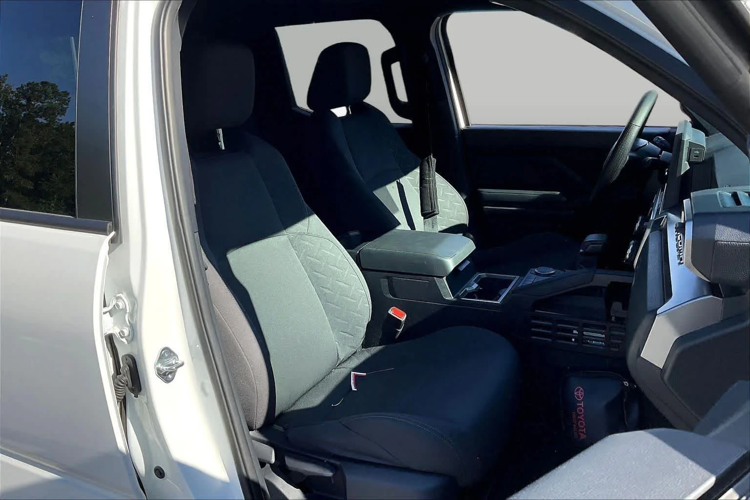 Certified Used 2025 Ice Cap Toyota SR5 image 8