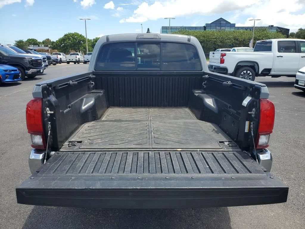 Used 2020 Gray Toyota SR5 image 24