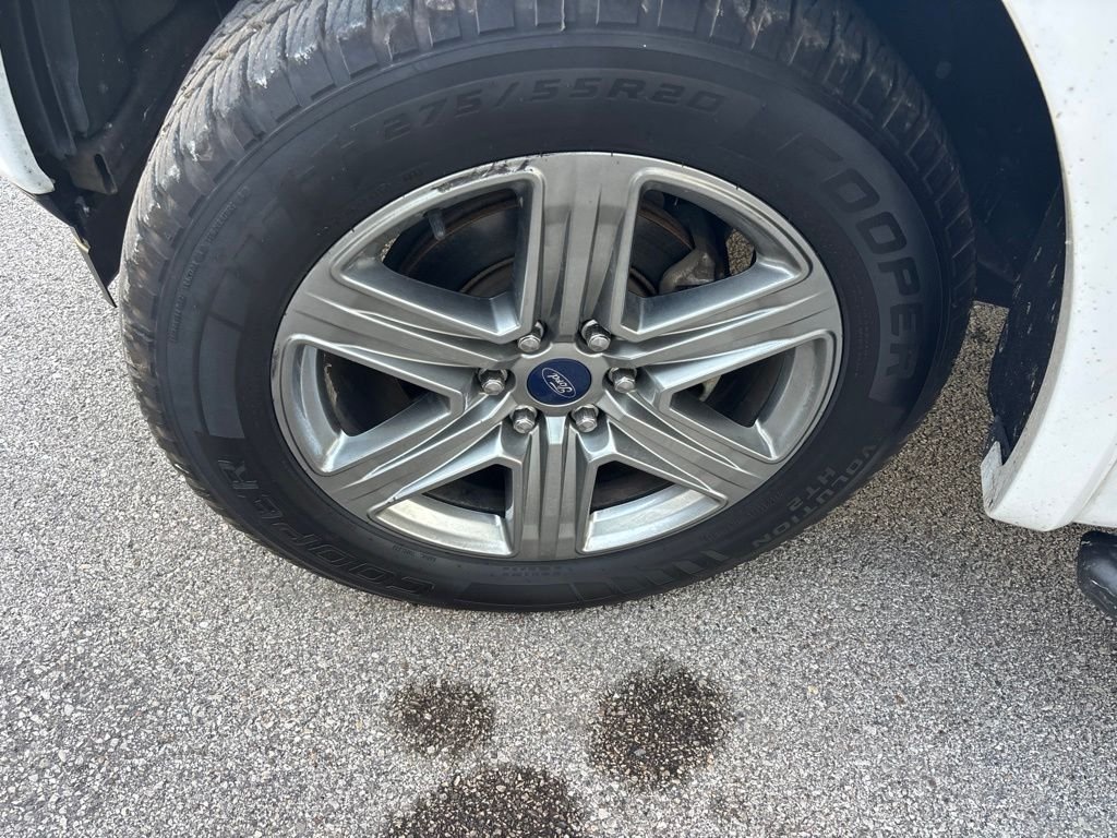 Used 2018 White Ford XLT image 40