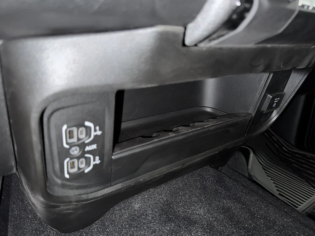 2025 RAM 2500 Tradesman - Photo 31