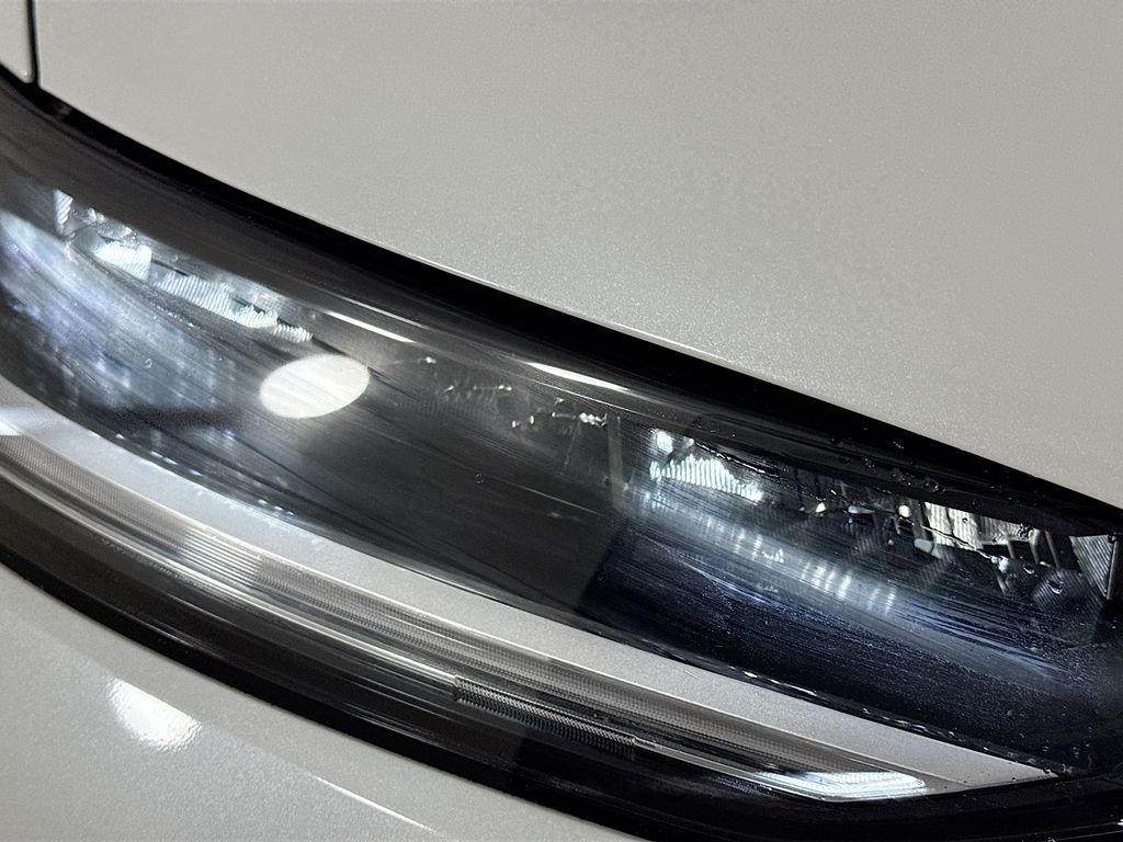 New 2027 Platinum White Pearl Honda LX image 11