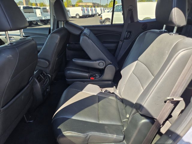 Used 2022  Honda Touring image 19