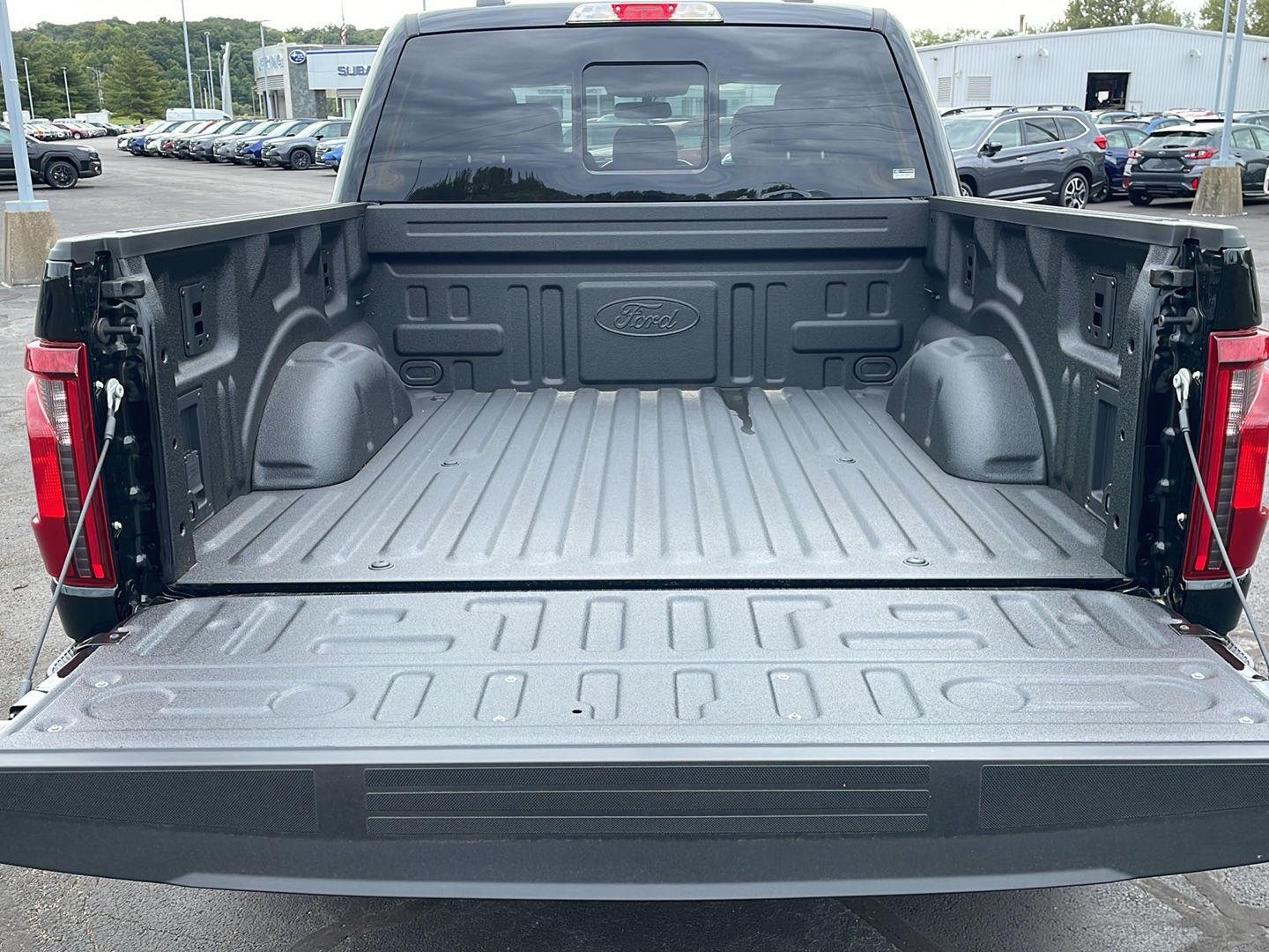 New 2026 Agate Black Metallic Ford Tremor® image 34