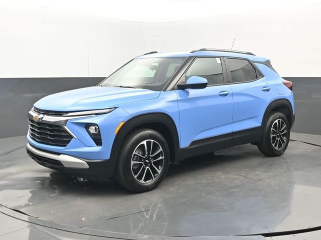 Used 2024 Fountain Blue Chevrolet LT image 21