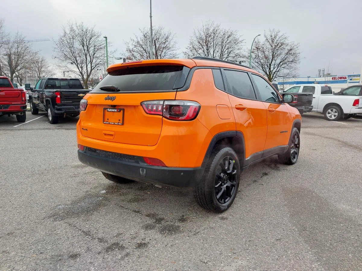 New 2026 joose (pl4) Jeep North 4x4 image 5