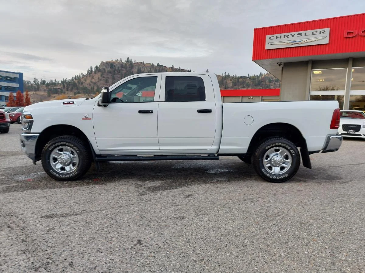 New 2026 White RAM Tradesman 4x4 Crew Cab 6