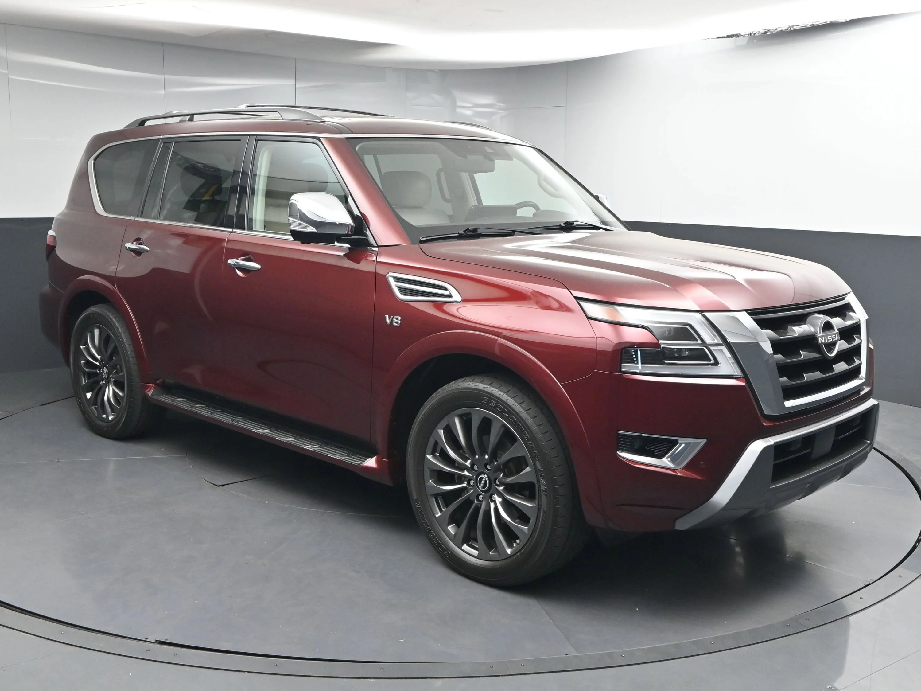 2022 Nissan Armada Platinum 4X2's photo
