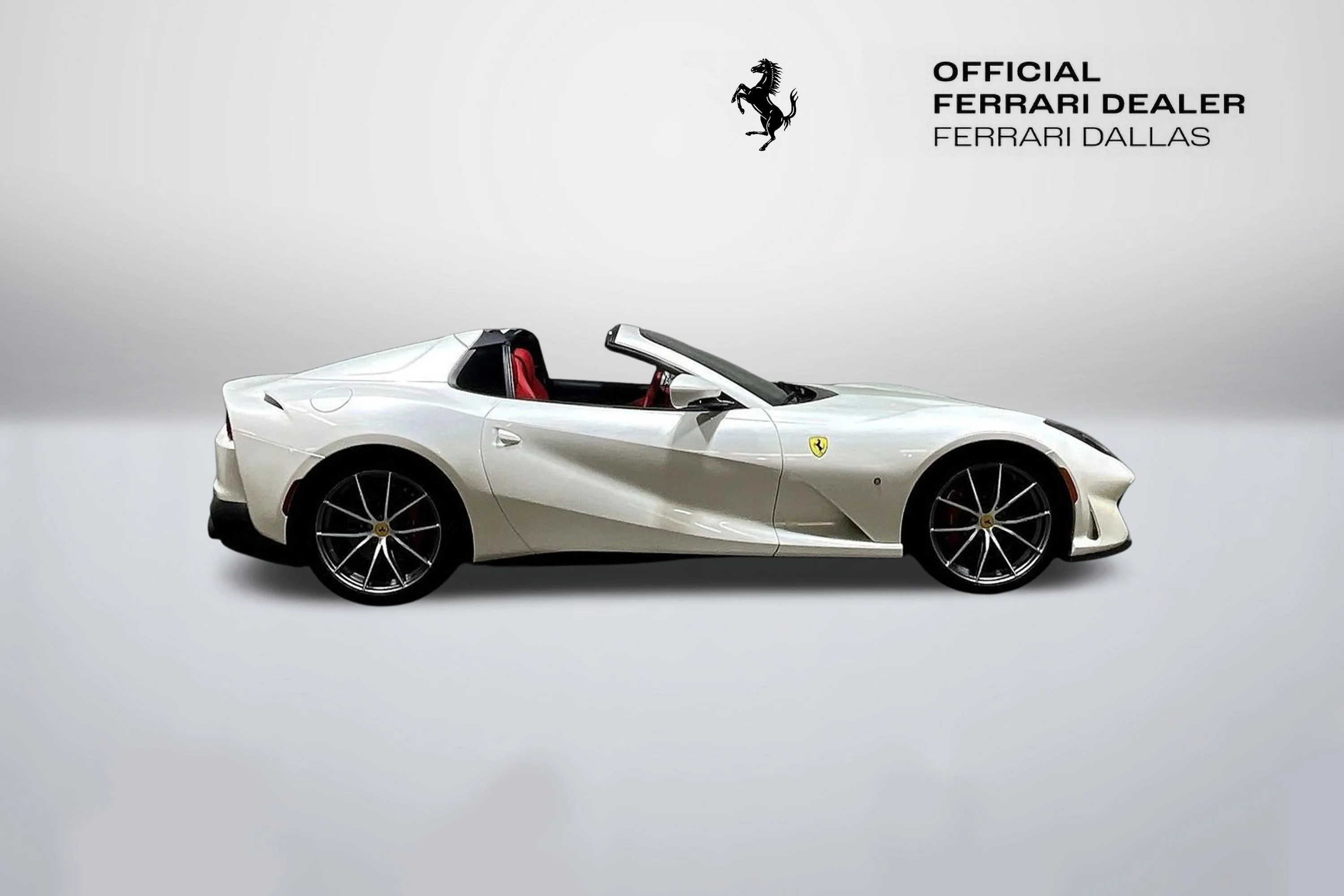 Used 2021 Bianco Italia Ferrari  image 4
