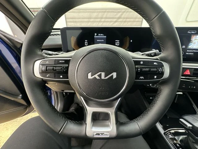 2026 Kia K5 GT-Line - Photo 12