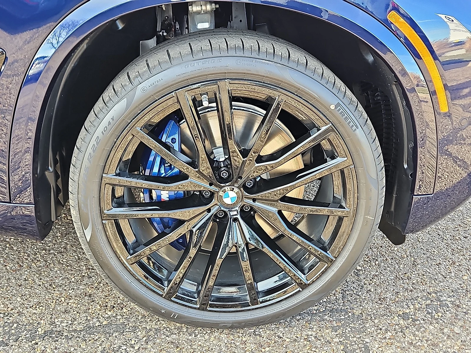 New 2026 Tanzanite Blue BMW M60i All-Wheel Drive Sports Activity Vehicle image 5