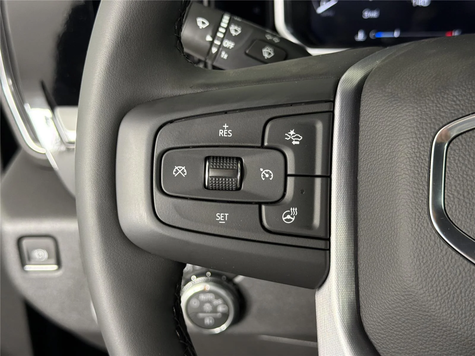 New 2026 Onyx Black GMC SLT image 24