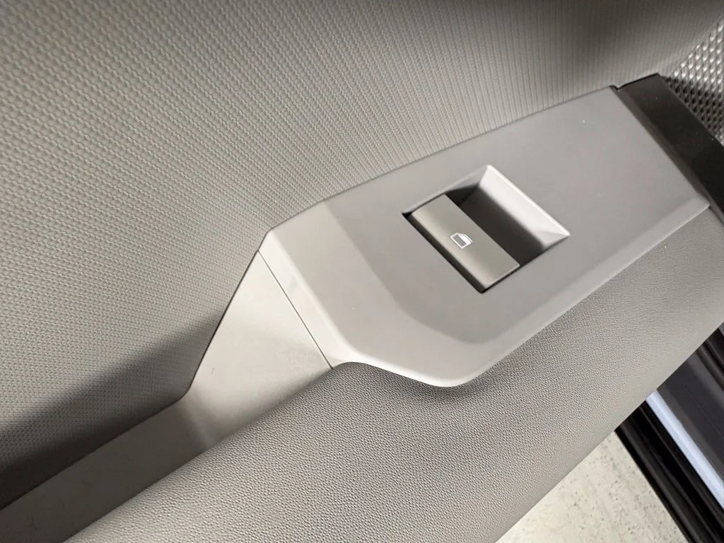 New 2027 Pale Gray Kia X-Line S image 39