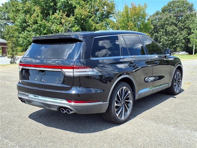 Used 2020 Black Lincoln  image 2