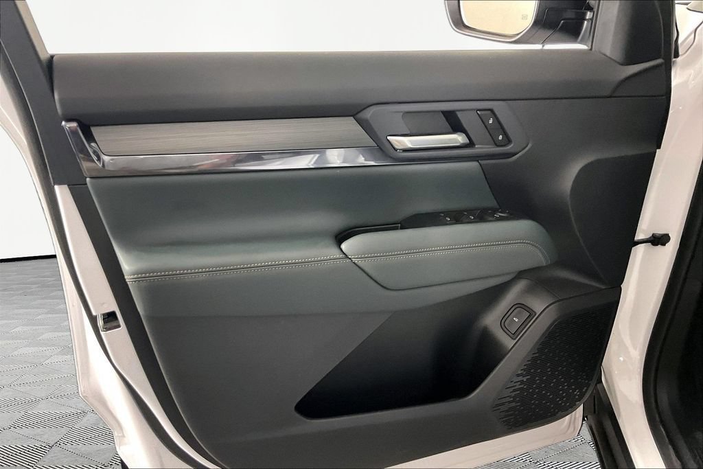 2026 GMC Terrain AT4 - Photo 17