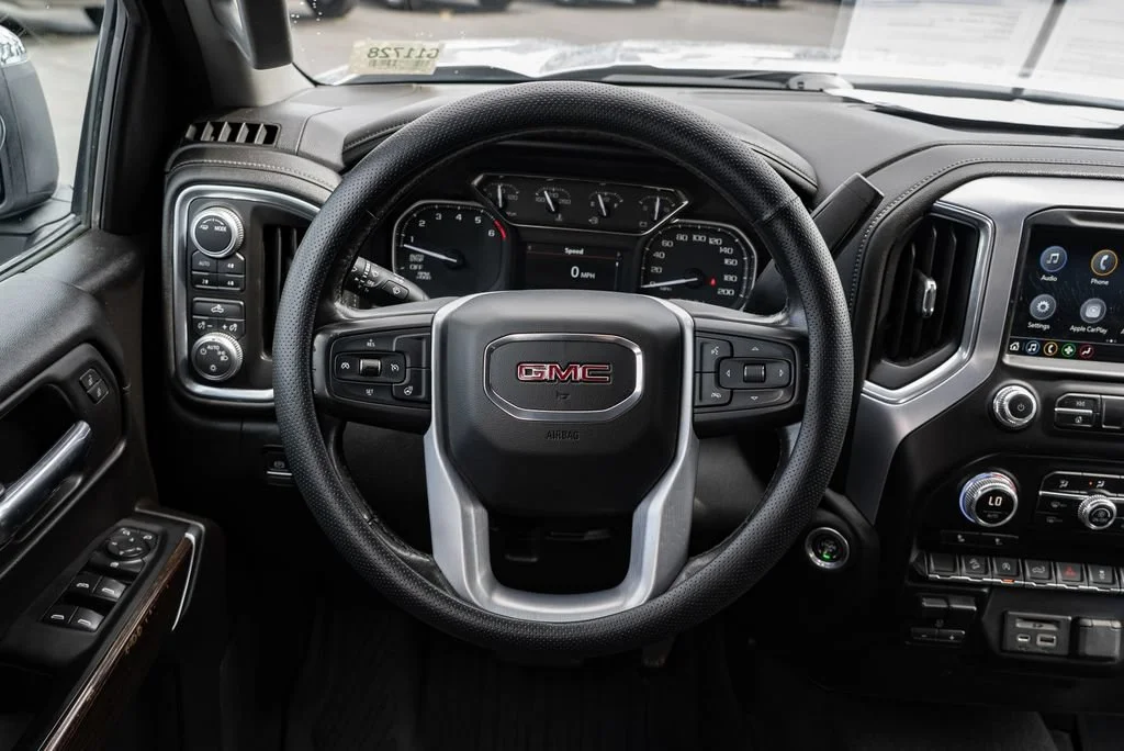 Used 2020 Quicksilver Metallic GMC SLE image 15