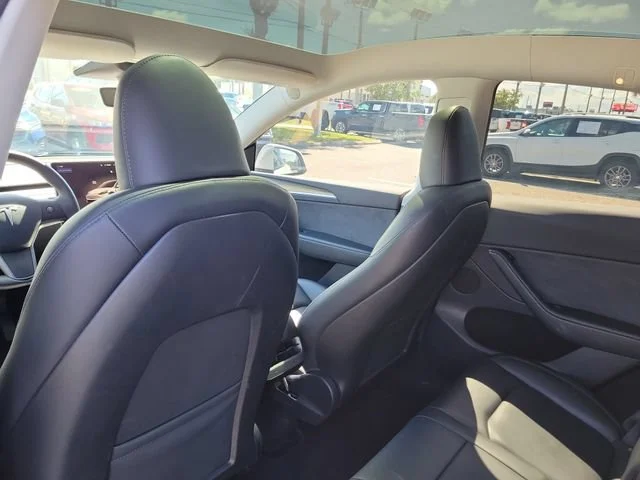 2023 Tesla Model Y Long Range - Photo 22