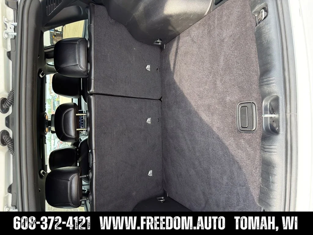 Used 2025 White Jeep Trailhawk image 19