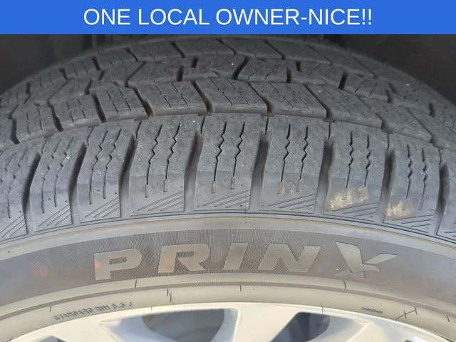 Used 2024 Silver Cadillac Premium Luxury image 11