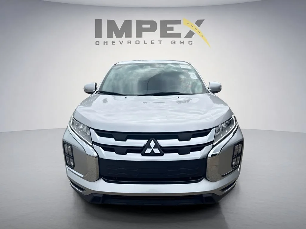 Used 2024 Gray Mitsubishi S image 8
