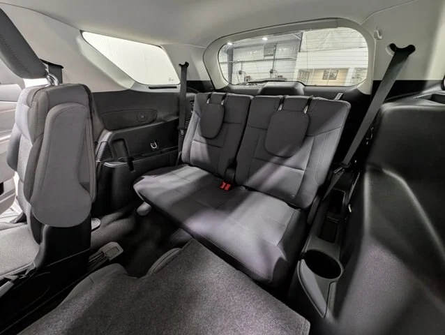 New 2026 Space White Metallic Ford Active image 46