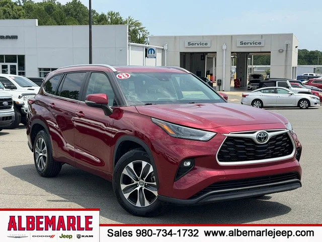 2023 Toyota Highlander XLE