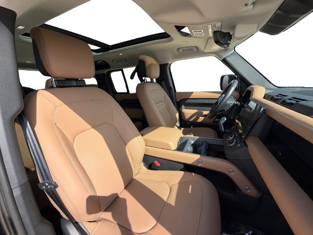 Used 2026 Gray Land Rover X-Dynamic SE image 16