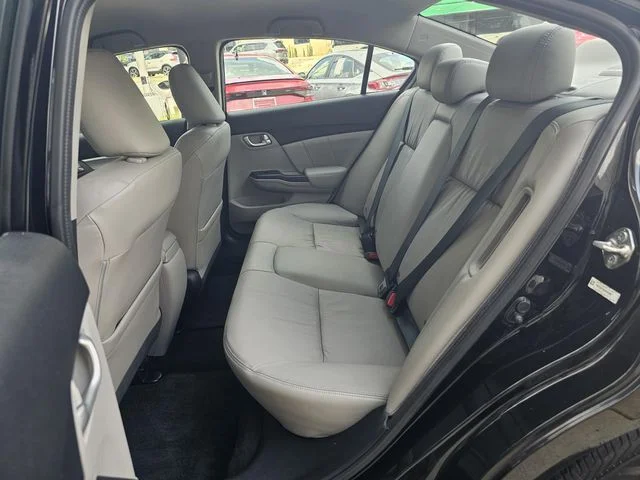 Used 2013  Honda Hybrid image 15