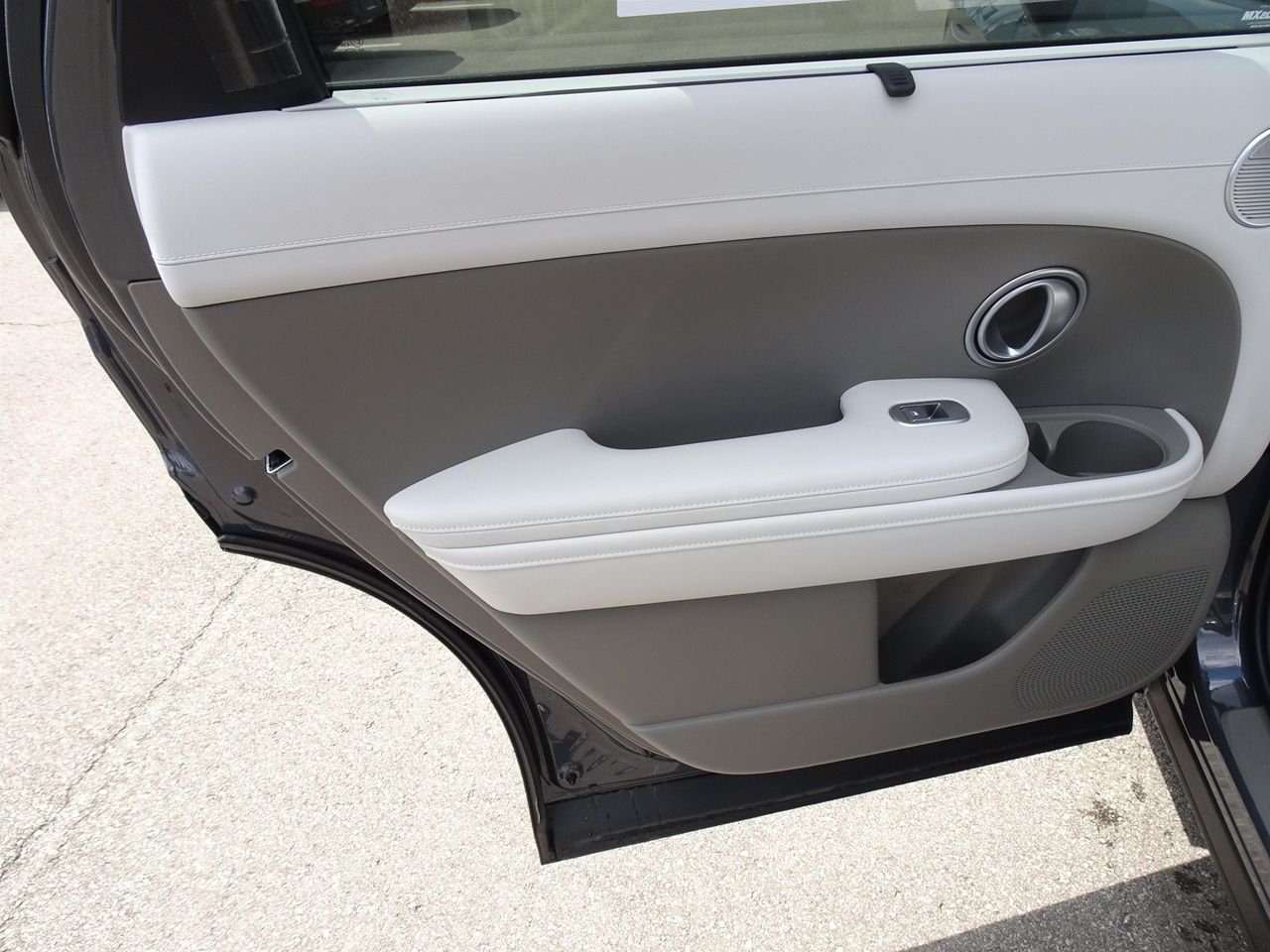 New 2026 Gray Hyundai SEL Premium AWD image 16