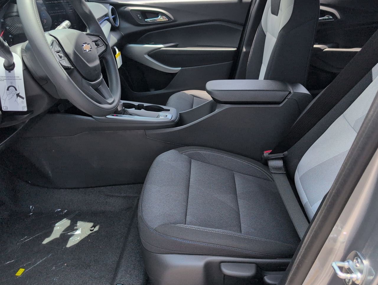 2026 Chevrolet Trax LS - Photo 17