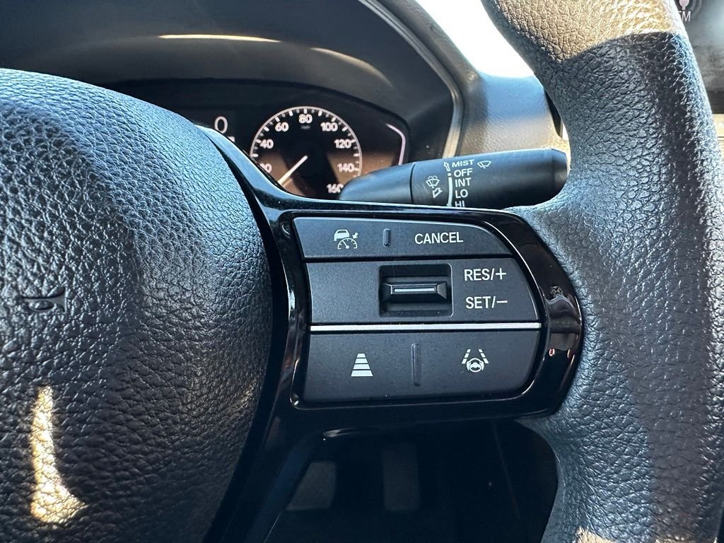 Used 2024  Honda LX image 33