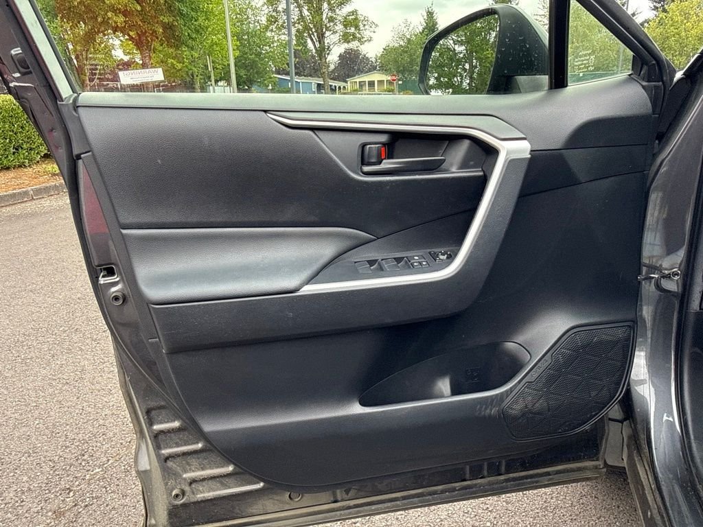 Used 2019 Magnetic Gray Metallic Toyota LE image 16