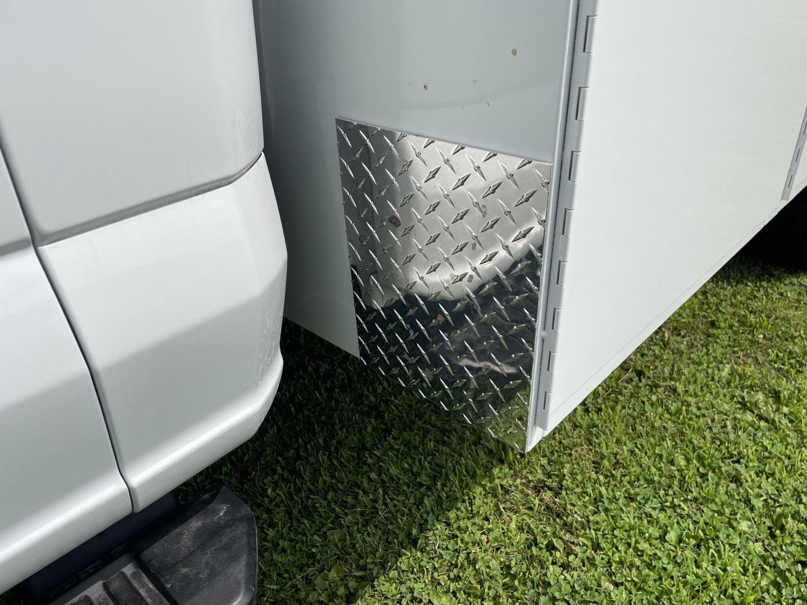New 2026 Oxford White Ford F-450® XL image 3