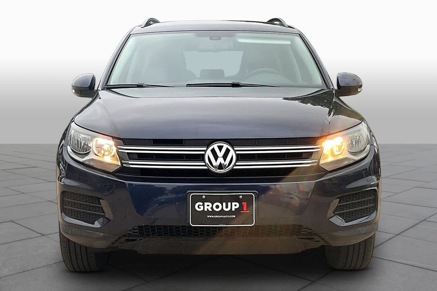 Used 2016 Night Blue Metallic Volkswagen S image 4