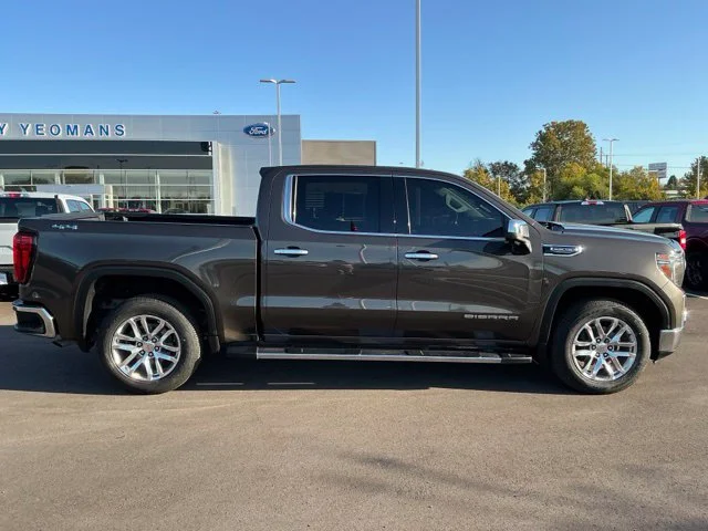 Used 2019 Smokey Quartz Metallic GMC SLT image 12