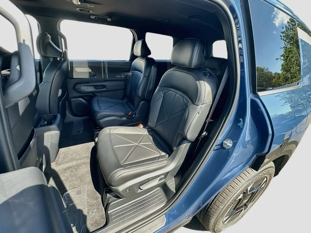 New 2027 Midnight Lake Blue Kia EX image 25