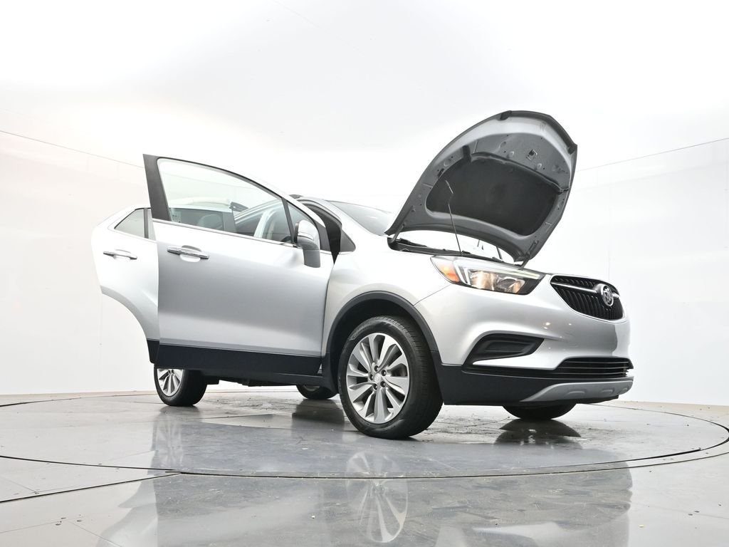 Used 2018 Silver Buick Preferred image 40