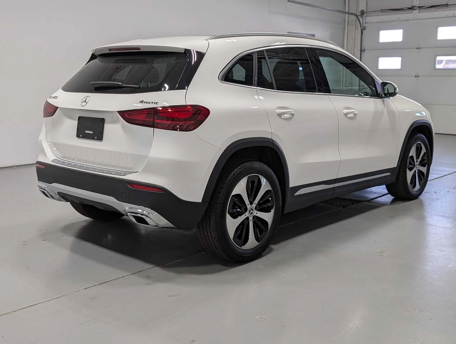 Used 2026 Polar White Mercedes-Benz GLA 250 image 8