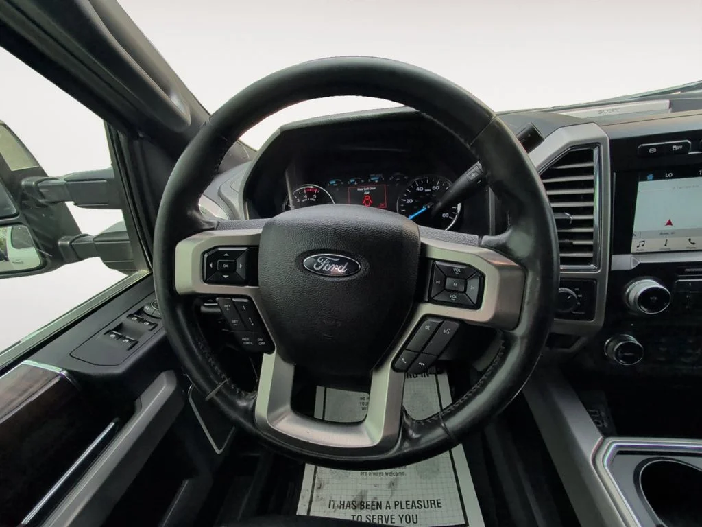 Used 2017 White Ford Platinum image 12