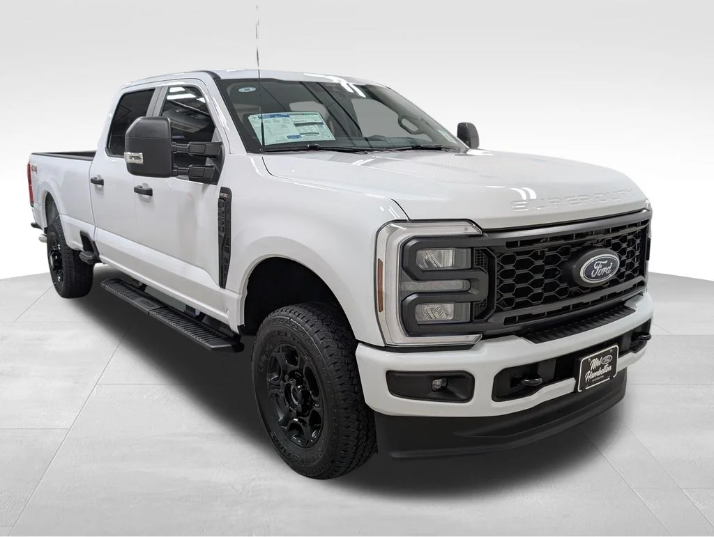 New 2026 Oxford White Ford F-250® XL image 21