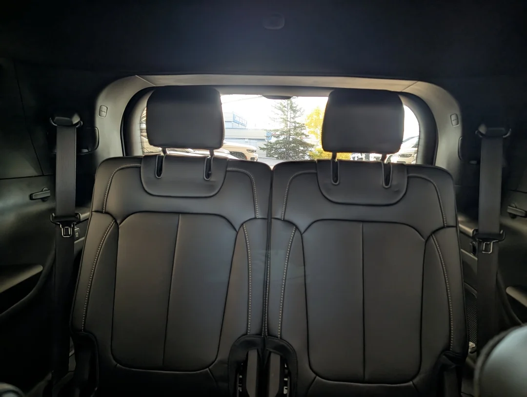 New 2026 White Jeep 85th Anniversary - - 4x4 - 324HP Turbo Hurricane I4 - 3rd Row Seating - Blind Spot Monitor & More! image 30