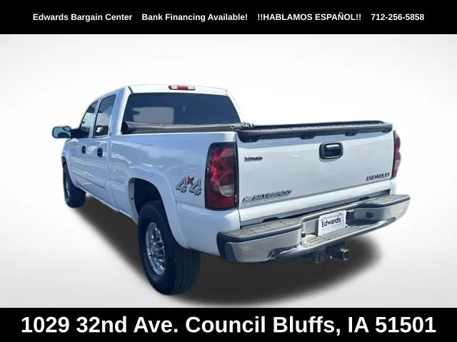Used 2004 White Chevrolet LS image 5