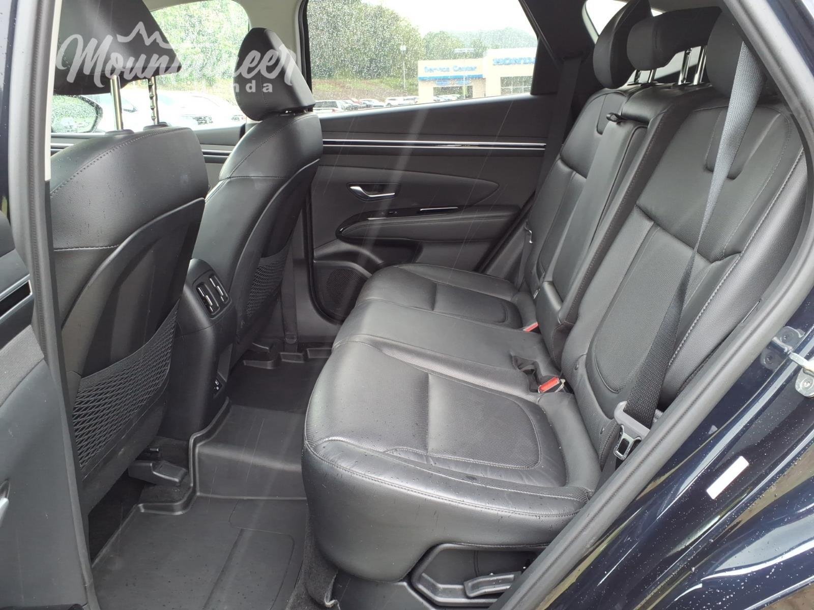 Used 2022 Phantom Black Hyundai Limited image 16