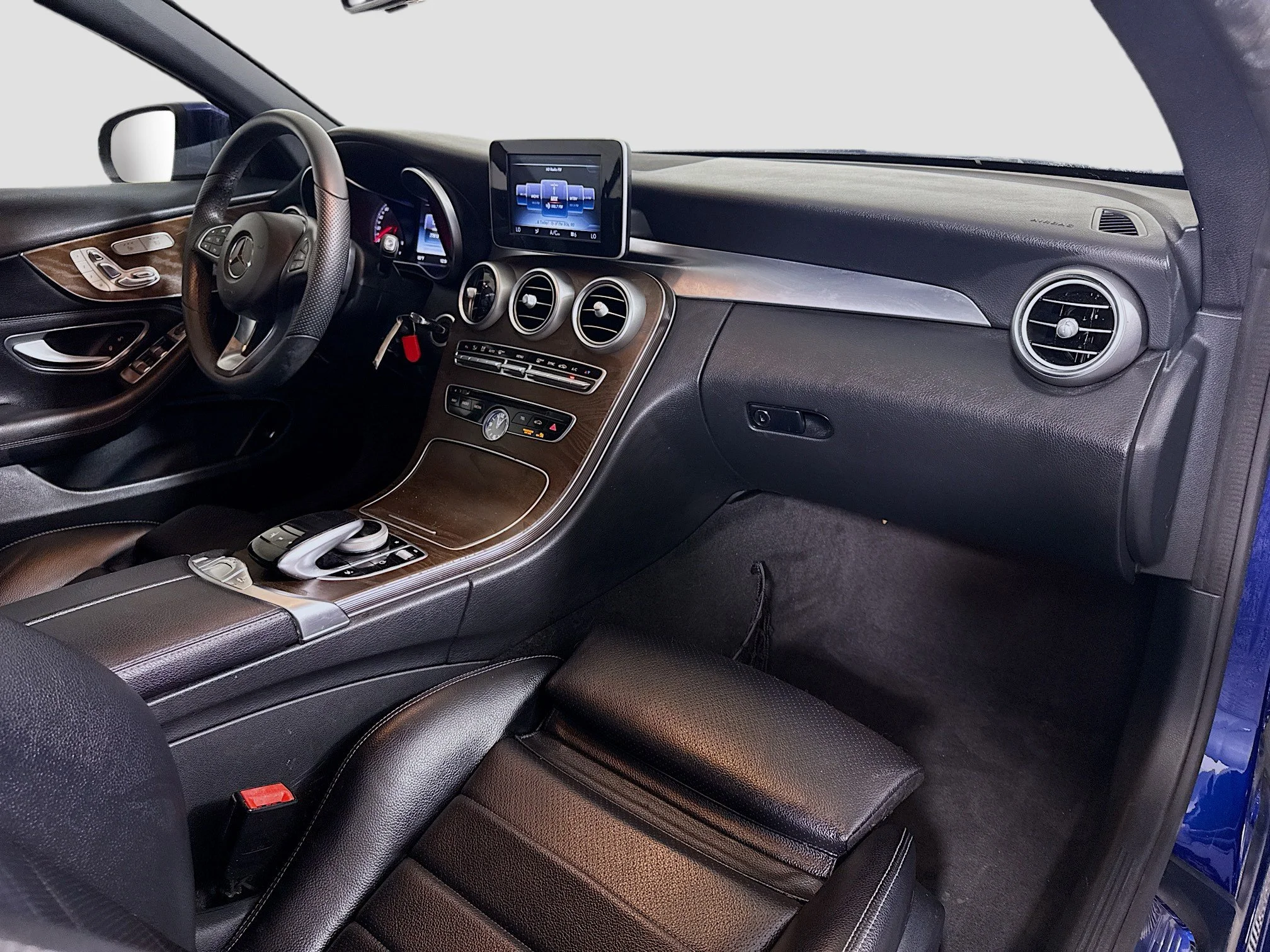 Used 2017 Brilliant Blue Metallic Mercedes-Benz C 300 image 23