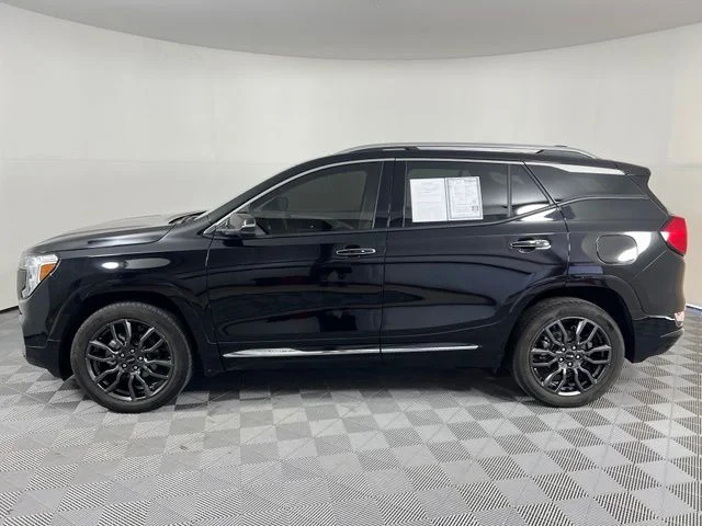 Used 2024 Black GMC Denali image 4