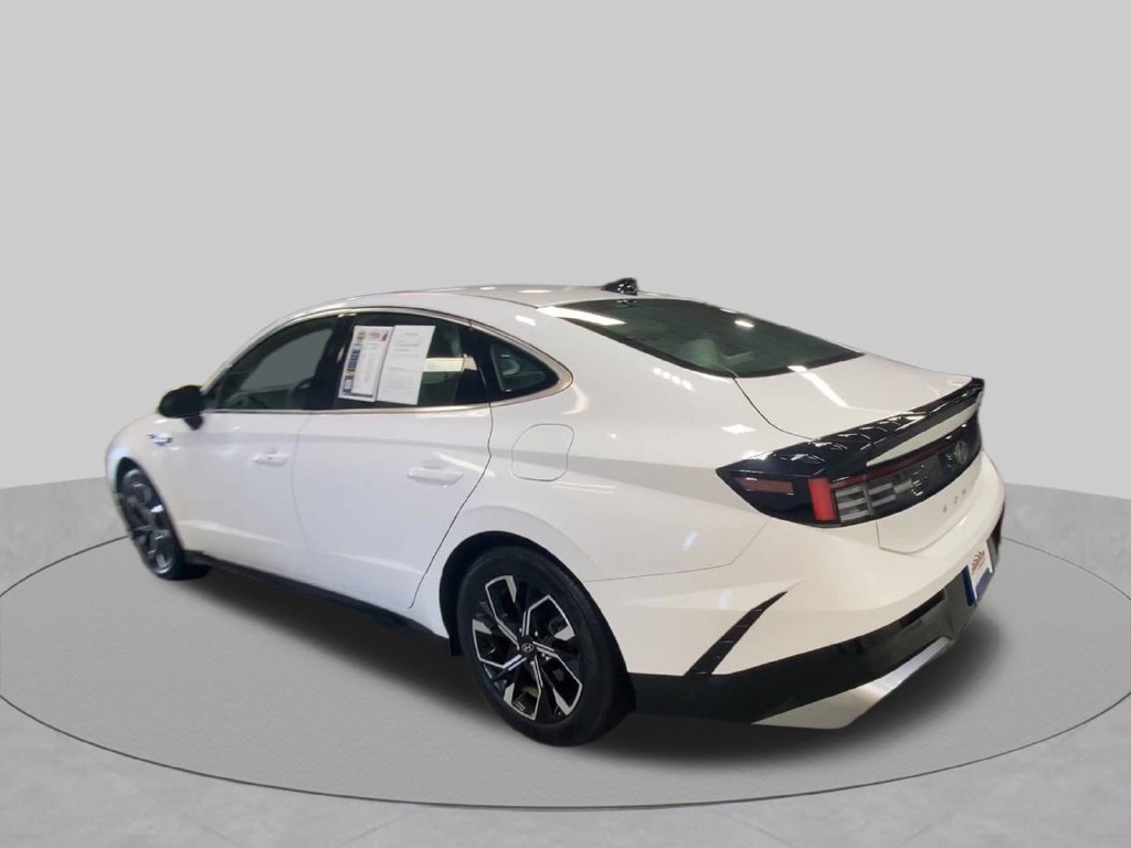2025 Hyundai Sonata SEL - Photo 9